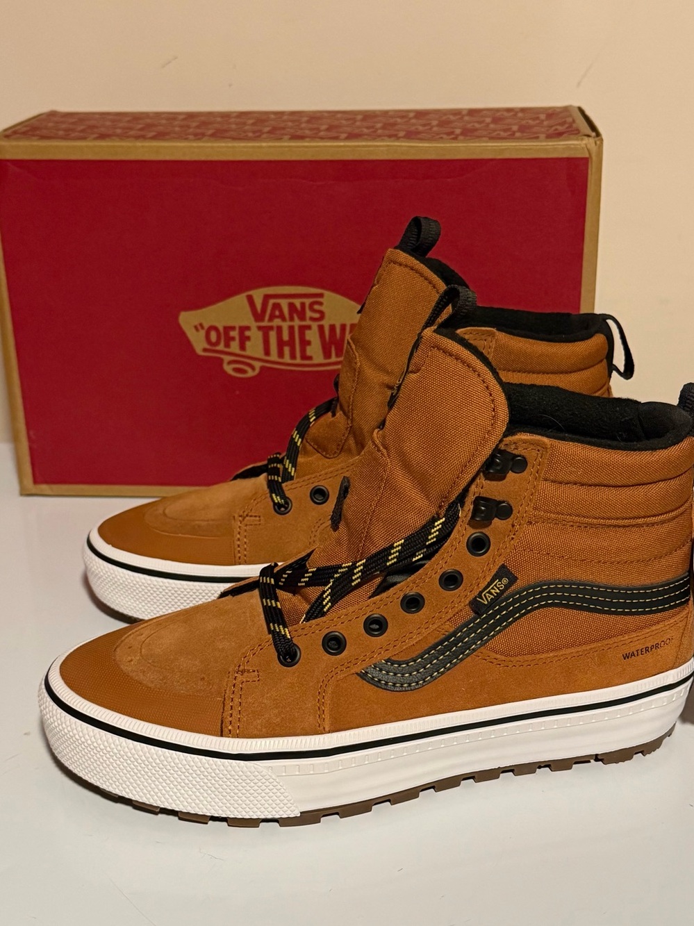 Vans Men’s Brown High-Top Suede Sneakers
